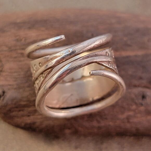 Sterling Boho Triangle 10th Century Pattern Ring Band - Picture 8 of 10